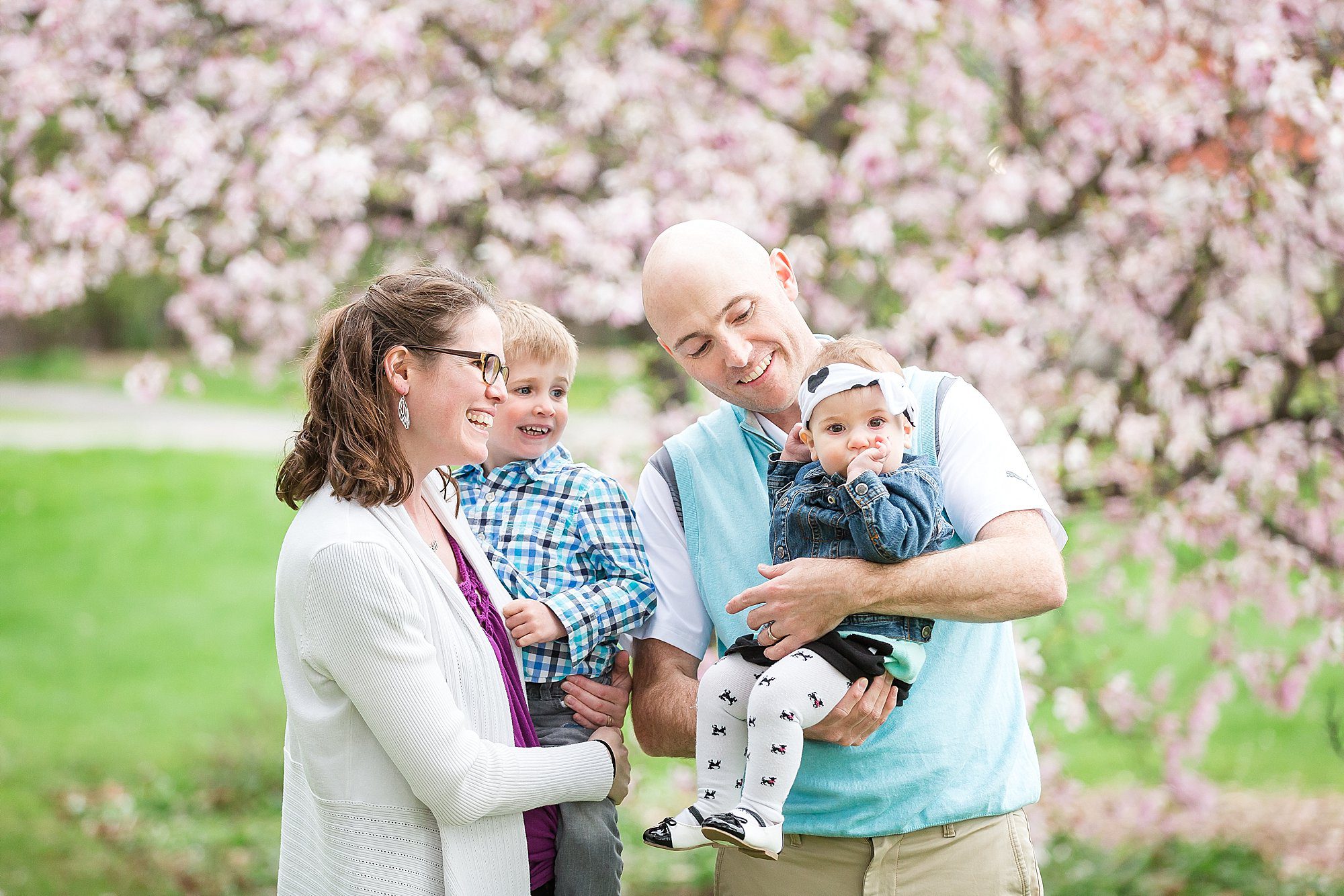 Spring Family Photo's at the Ottawa Arboretum
