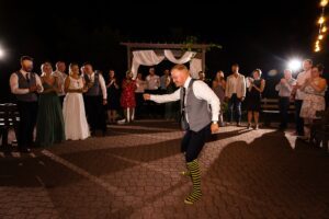 French Canadian tradition of older unmarried sibling dancing in socks at wedding