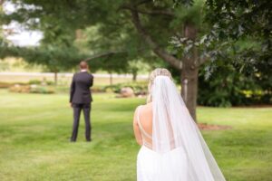 First Look at Winchester Farm - Ottawa Wedding Photographer
